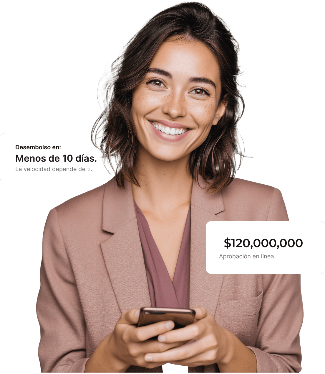 Mujer sonriente con teléfono